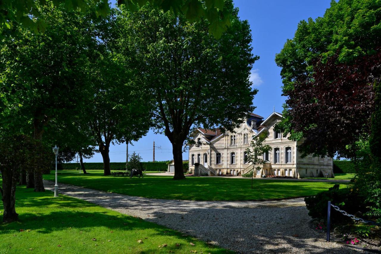 Chateau Maucaillou Moulis-en-Medoc Exterior photo
